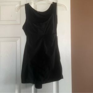 Lululemon Black Tank Top with built in bra 4 Small